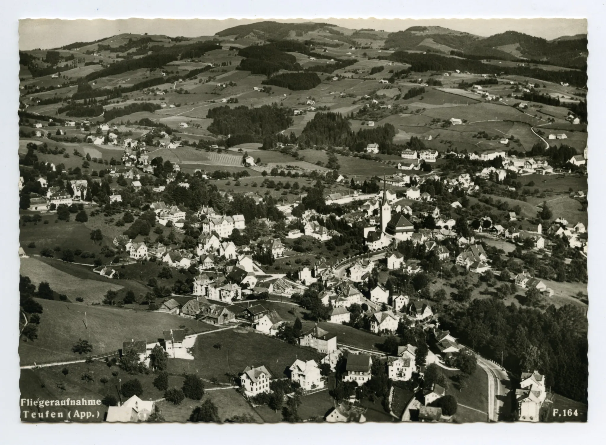 Dorfkern mit Ebni, Zeughaus und alte Kath. Kirche (teils abgeschnitten), Blick Richtung Wissegg/Gäbris (vgl. Hc.14-14)