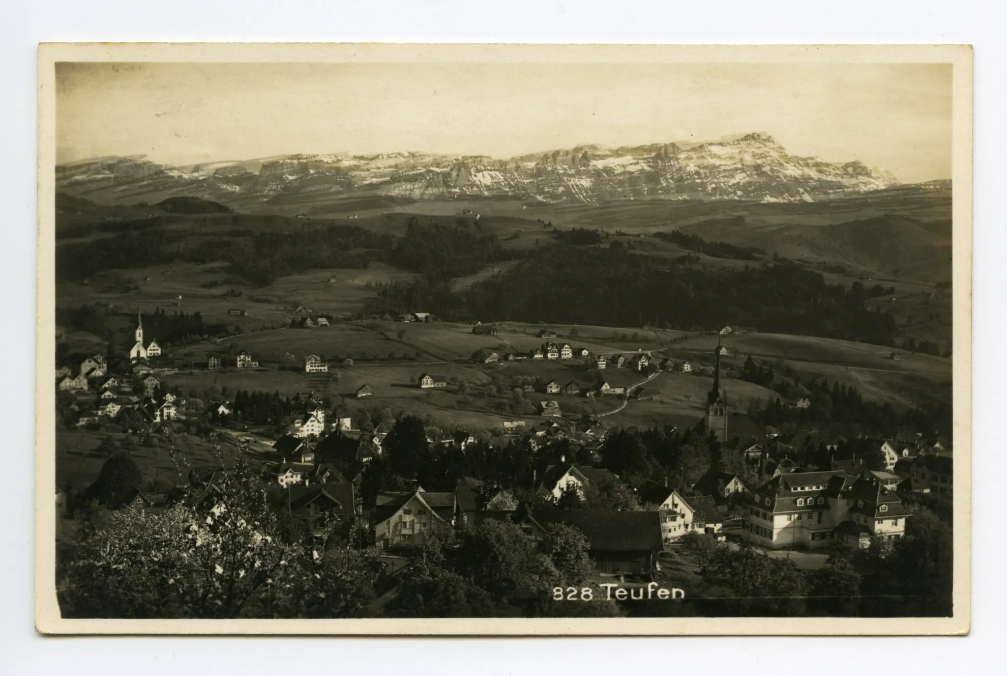 mit beiden Dorfkirchen