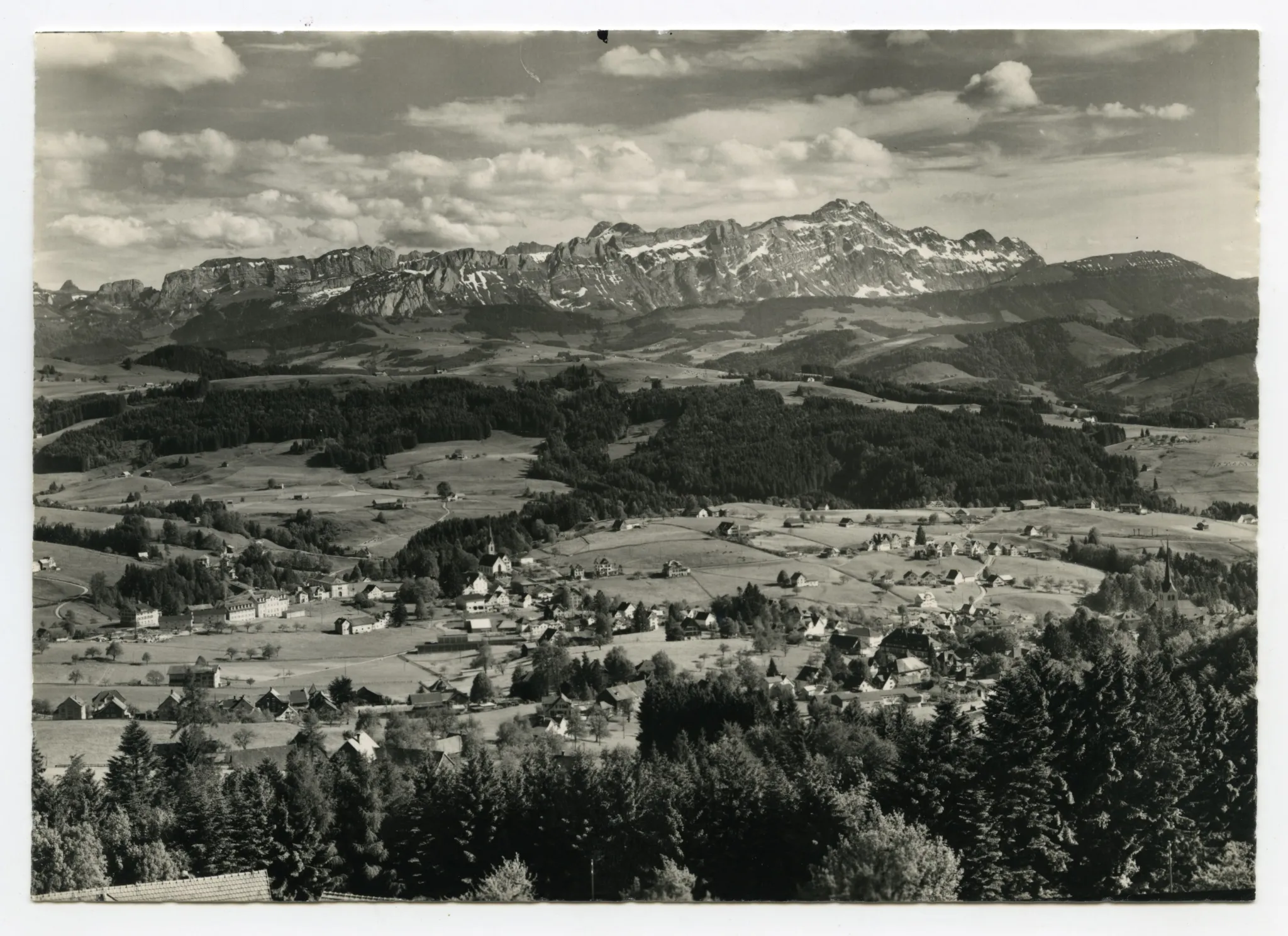 beide Dorfkirchen, Zeughaus, Ebni, Bahnhof (mit ARKB-Gebäude!), Alpstein