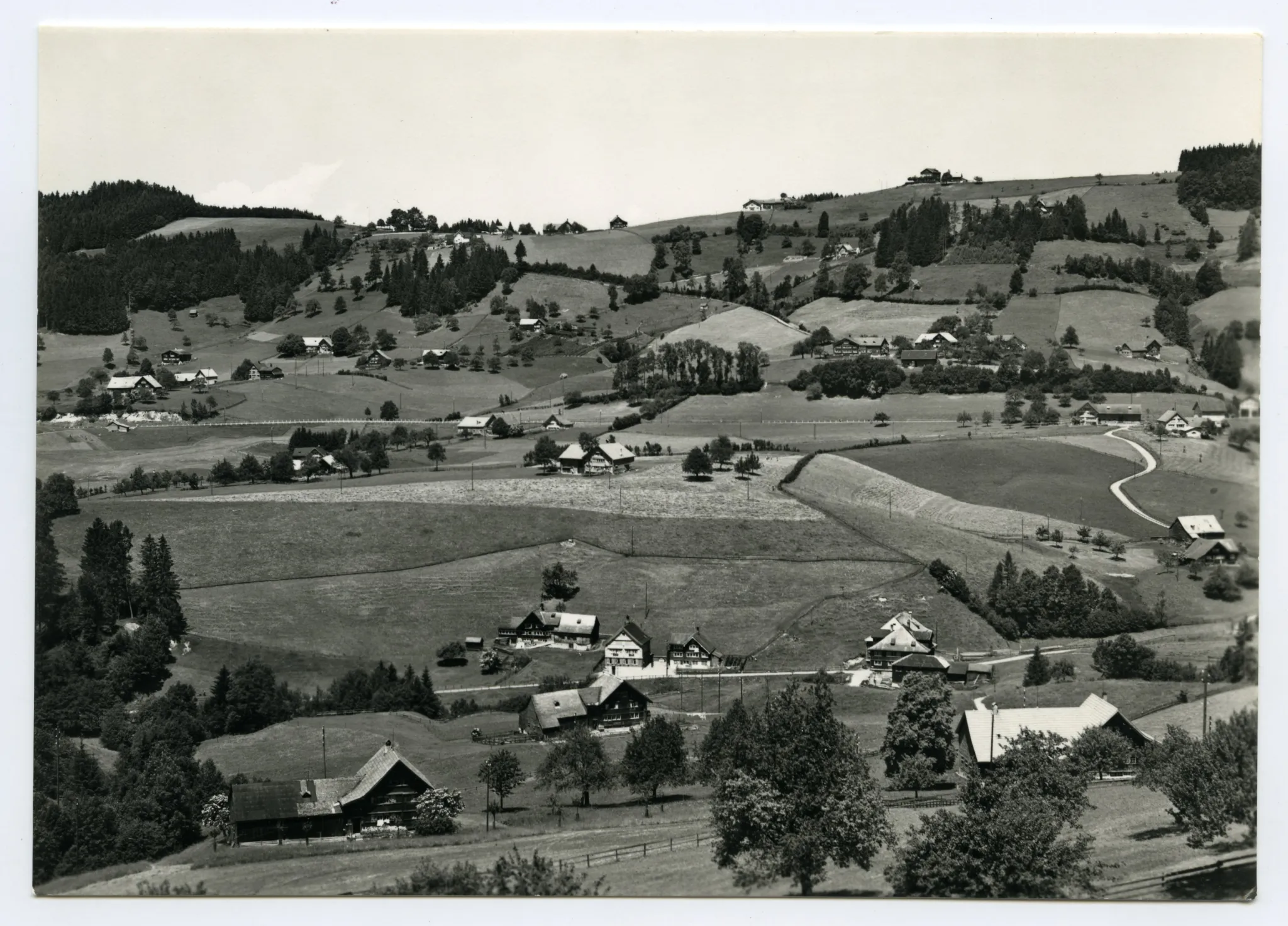 Blick zu den Eggen (Waldegg)
