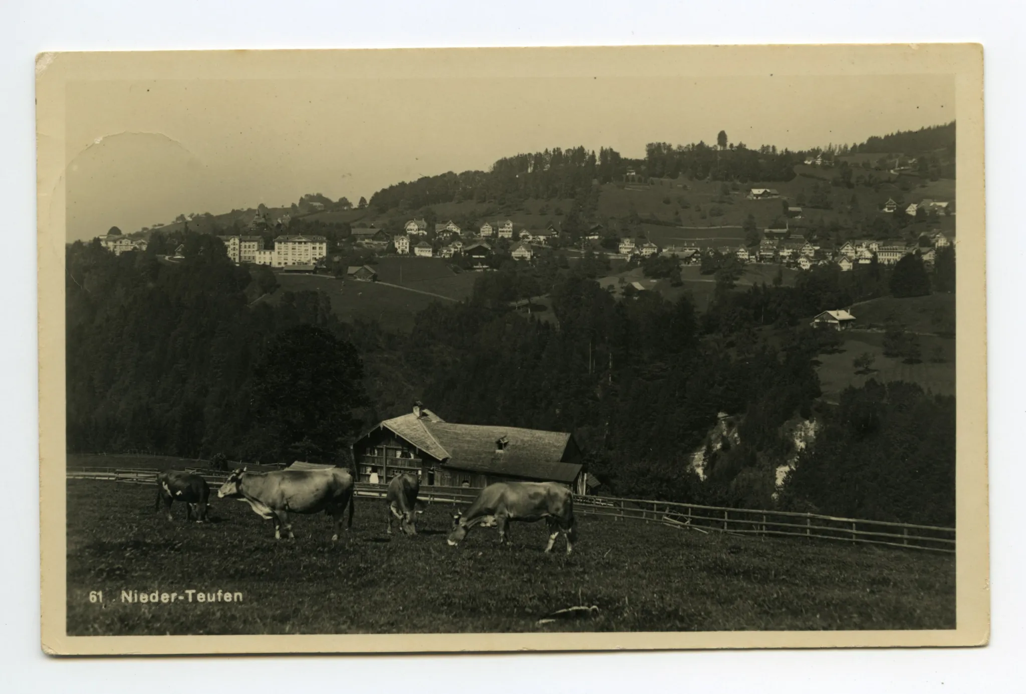 mit Textilfirmen und „Türmlihaus“, von ennet dem Rotbach gesehen, Blick nach Nordwesten. Blick zur Frohen Aussicht