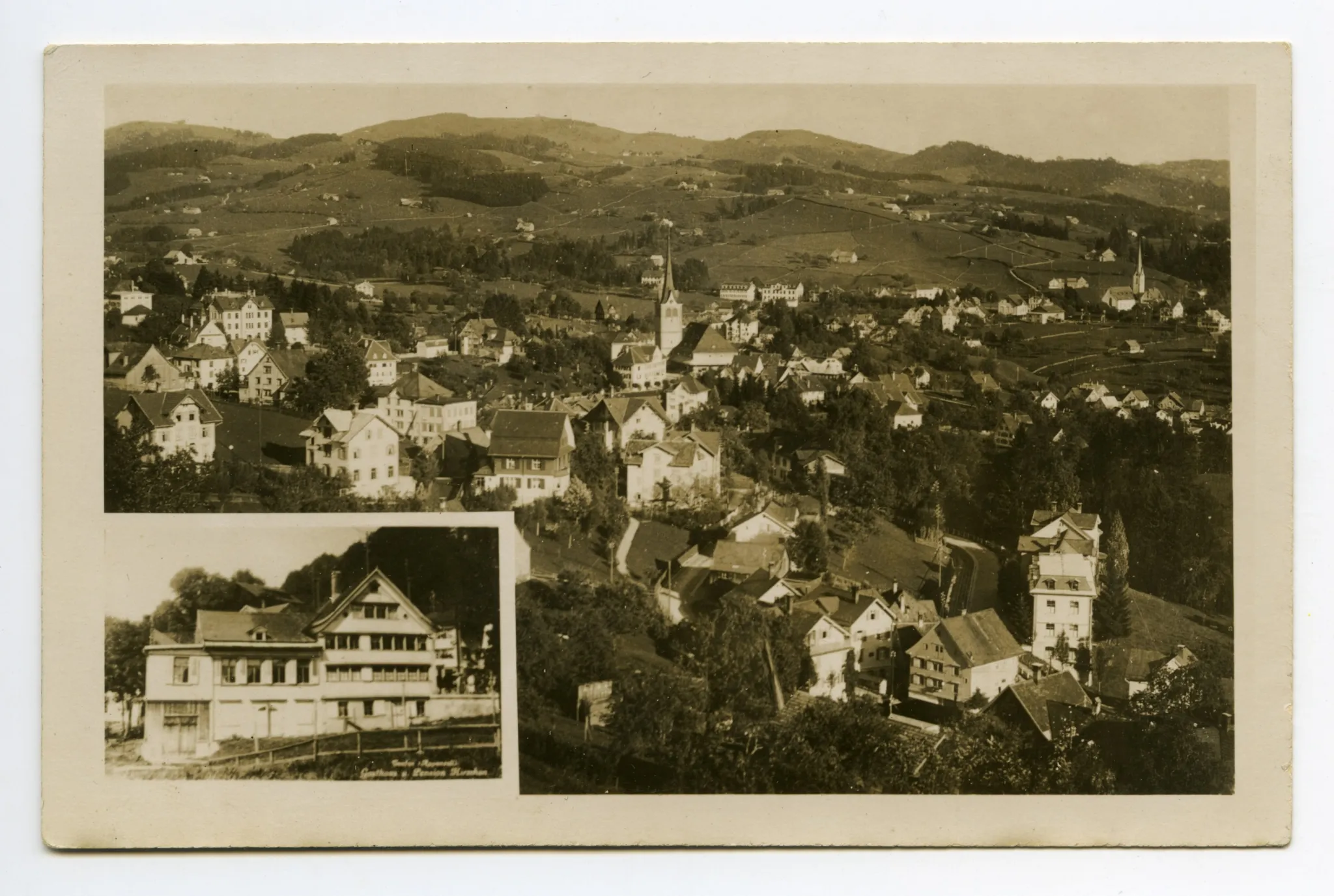 Karte 1: Gasthaus Pension Hirschen, Frontansicht vor der Verschiebung; Karte 2: Mehrbildkarte, klein: Frontansicht vor der Verschiebung, gross: Panoramaansicht auf Teufen vom Schlipf aus