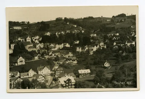 im Vordergrund Bächli, mit Krankenhaus (markiert mit handschriftl. Pfeil), Bahnhof (z.T.). Blick zu Bad Sonder, Schäflisegg, Hüslersegg