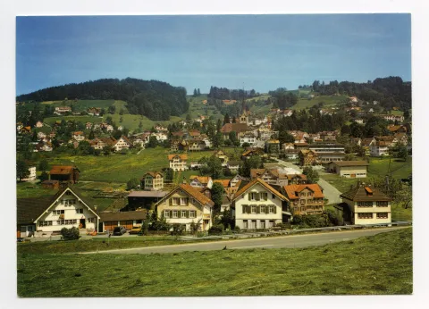 im Vordergrund Haslenstrasse, Schönenbüel, Bächli, mit Fernblick, Bad Sonder, Krankenhaus/Bahnhof (am re. Rand), Blick zur Schäflisegg