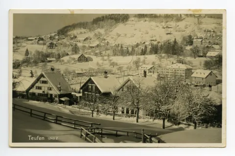 Mit Friedhof und Bächli (z.T.). Blick zu Stofel/Bündt, Eggli
